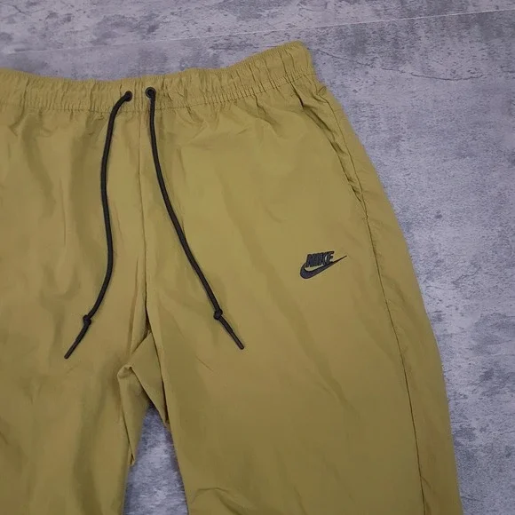 NIKE Tech Woven Tapper Leg Jogger Pants‎ Mens Size XL Pacific Olive Moss - Picture 3 of 9